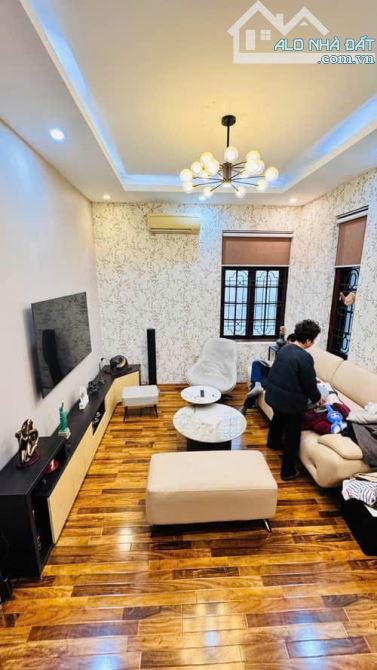 BÁN NHÀ QUÁN THÁNH 110M 4 TÀNG MẶT TIỀN 5.4M 3 THOÁNG GÀN HỒ GIÁ 36 TỶ - 3