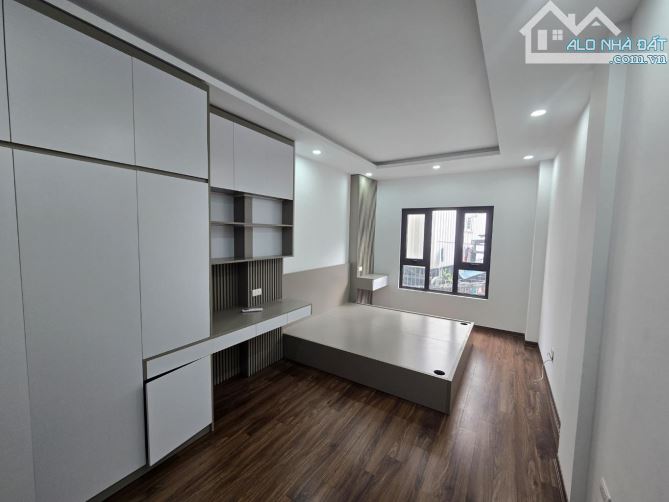 CHẤT NHƯ NƯỚC CẤT – NHÀ ĐẸP CỰC GẮT PHỐ NGUYỄN PHÚC LAI, 3 GIÂY NHÌN – 1 GIÂY YÊU – 0 - 3