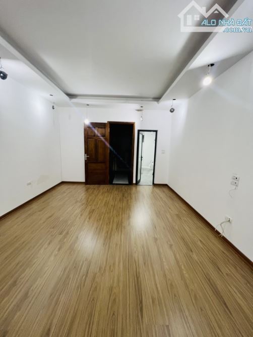 Nhà đẹp phố văn chương full tiện ích - 3