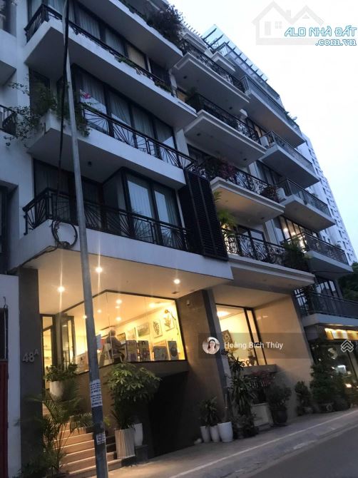 Chủ cần đầu tư nên quyết bán nhanh tòa apartment phố Quảng An, Tây Hồ, 130m2, 7 tầng - 3
