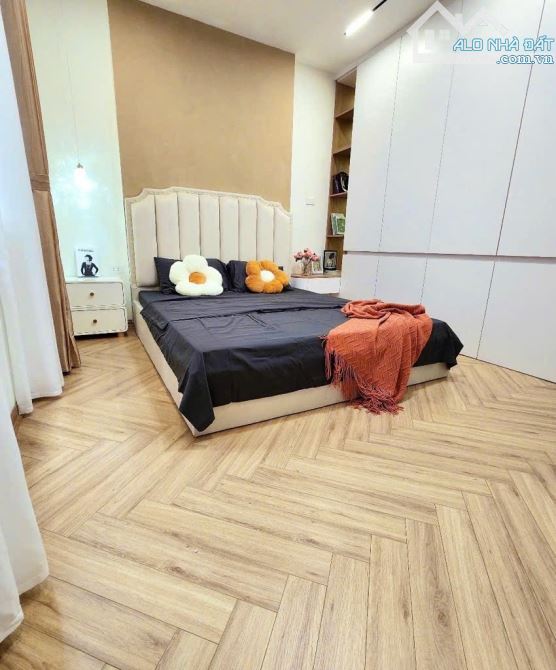 BÁN NHÀ LÔ GÓC – PHỐ BẠCH MAI – 5 TẦNG ĐẸP LONG LANH – FULL NỘI THẤT – GIÁ CHỈ 8.2 TỶ - 3