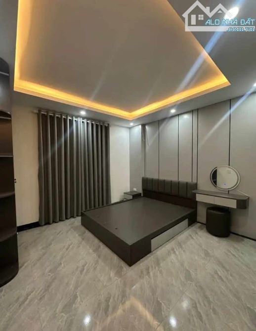 SIÊU GẤP: NHÀ 5 TẦNG, THANG MÁY, 2 MẶT NGÕ, SỔ ĐỎ 43M PHỐ TRẦN KHÁT TRÂN, Ô TÔ CÁCH 10M - 3