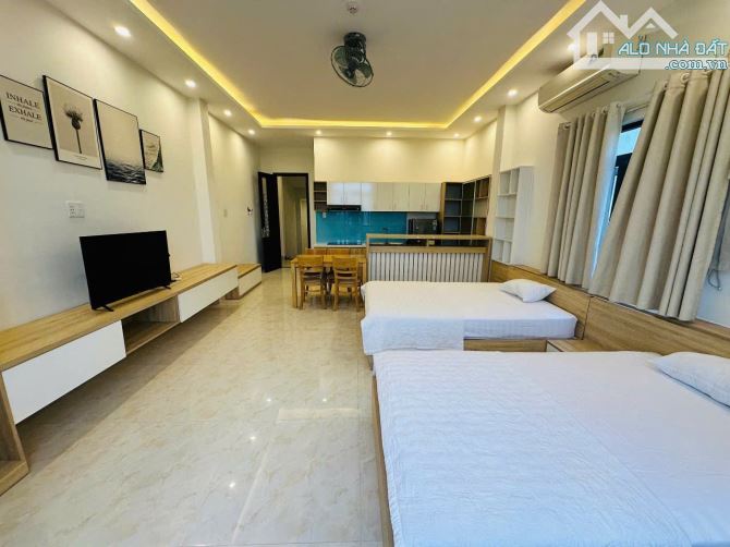 Một toà căn hộ duy nhất 5 tầng- 9 phòng View trực diện biển đường Trường Sa -Giá chỉ 13t - 3