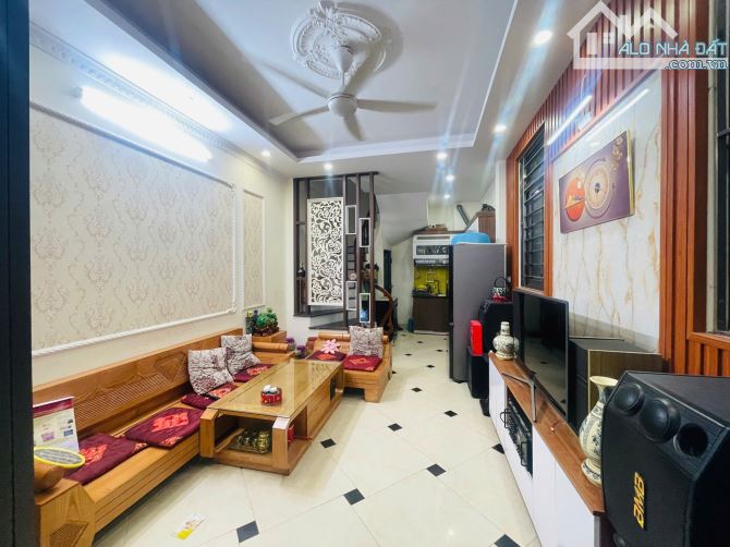 NHÀ ĐẸP PHƯƠNG CANH - 3 MẶT THOÁNG - 3