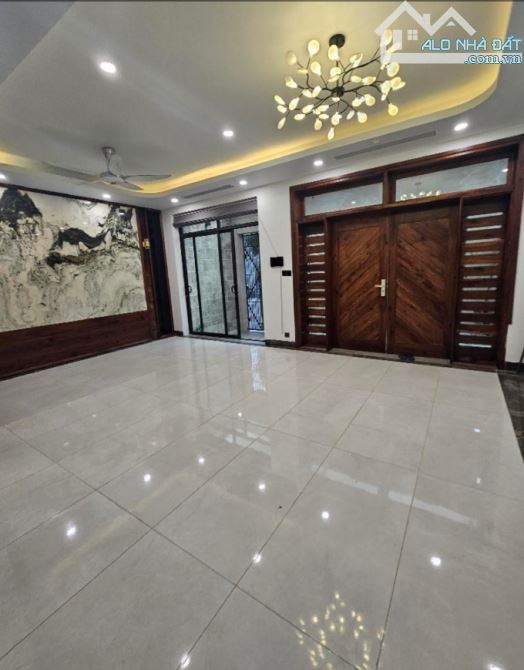 Bán nhà Phân Lô-Nguyễn Trãi-88m2,xây 6 tầng,thang máy, mt 6.9m. Giá thương lượng - 3