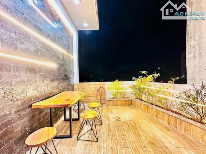Cần bán gấp nhà hẻm 5m,Giá 2 tỷ6 DT 58m2, đường Nguyễn Hồng Đào, P.14, Tân Bình, sổ riêng - 3