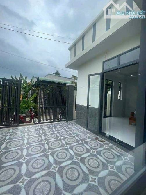 Chốt liền tay-công chứng ngay nhà NAM KỲ KHỞI NGHĨA Q3 chỉ 3ty180 SHR hẻm 4m Giáp q1,2,5 - 3