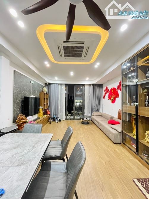 Cực hiếm - Nguyễn Chí Thanh, Ba Đình - Nhà phân lô - ngõ ô tô đỗ cửa - 42m x 5T, 16.5 tỷ - 3