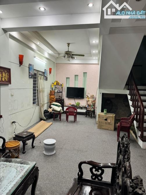 Cực hiếm - Bán nhà  Đường Bưởi, Ba Đình - Nhà phân lô - ngõ ô tô đỗ cửa - 42m x 5T, 16 tỷ - 3