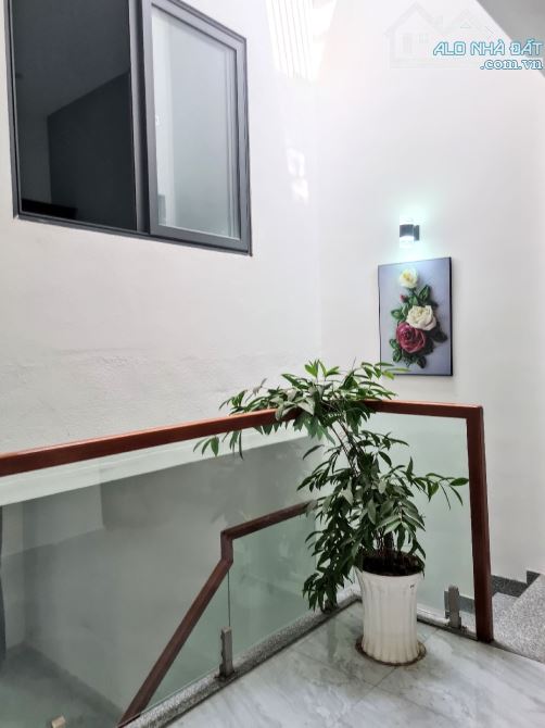 Bán nhà mặt tiền 2 tầng Bãi sậy- Khuê Trung - nhà đẹp - ở ngay - 3