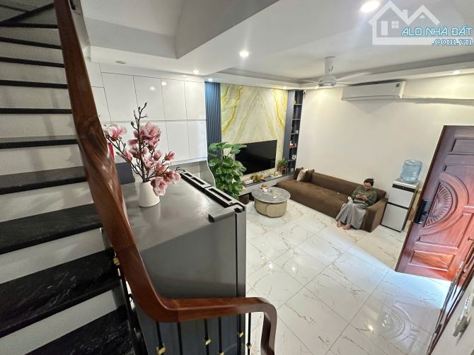 Bán Nhà Chính Chủ Số 5 Ngõ 553 Lạc Long Quân - Tây Hồ - 3