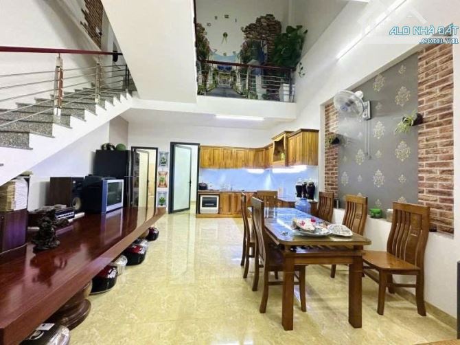 Nhà mê hẻm Đỗ Xuân Hợp phường Tân Lợi - 3