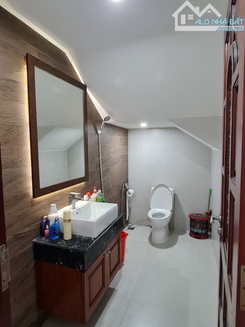 Bán biệt thự mặt tiền Phạm Nhữ Tăng Phường 4 Quận 8 TP.HCM. Nhà vuông vức, thiết kế thông - 3
