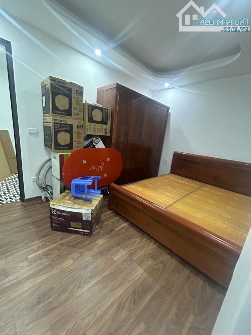 BÁN NHÀ TÂN MAI - 47.8M2, 5 TẦNG, NGÕ THÔNG, 10M RA OTO TRÁNH, NHÀ ĐẸP Ở LUÔN - 3