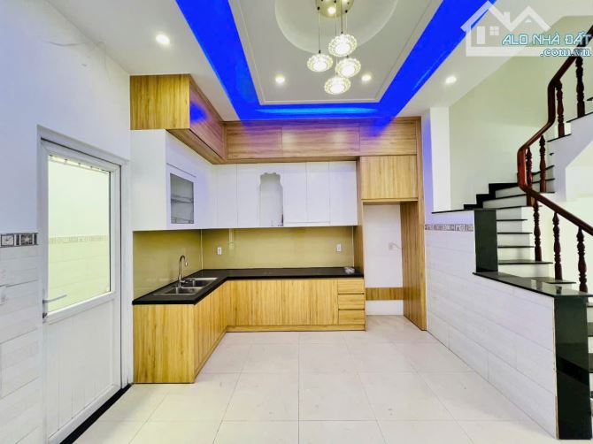 🍓 NHÀ 4 tầng hẻm 8m,khu phân lô Đồng bộ,đường HÀ HUY GIÁ, phường THẠNH XUÂN, Q12 ,dt 70/9 - 3