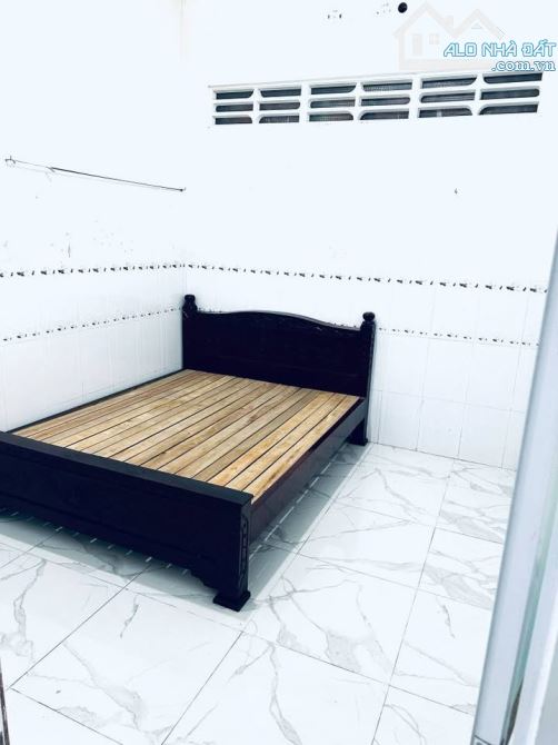 Bán gấp căn nhà ở Đ. Kênh T2 , Bà Điểm 77m2( sổ hồng riêng ) giá 745tr - 3