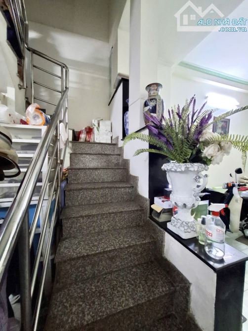 OTO ĐUA NGUYỄN TRI PHƯƠNG QUẬN 10, SÁT MẶT TIỀN, 46M2 (4x12M), 4LẦU - 3