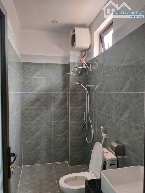 BÁN NHÀ 3 TẦNG CHỢ ĐÔNG LÃM - Ô TÔ ĐỖ CỬA - CÓ SÂN RIÊNG - 3