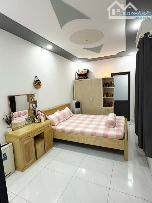 Bán nhà 1 trệt 1 lầu ở Hóc Môn , sổ sách đầy đủ - 3