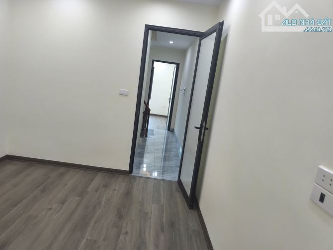 Ỷ LA DƯƠNG NỘI HÀ ĐÔNG, 37M, 4T, MT 3,2M, GIÁ 5,2 TỶ - 3