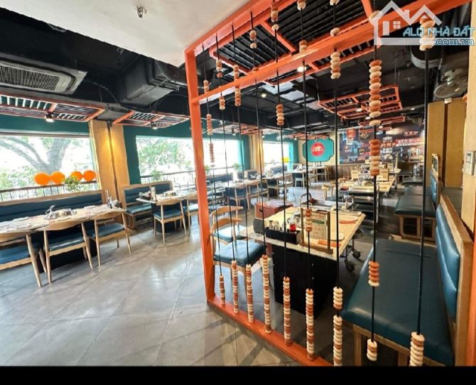 Mặt Phố Cổ/ 156 Tỷ/ 200 M2/ 17 M tiền/ 6 Tầng - 3