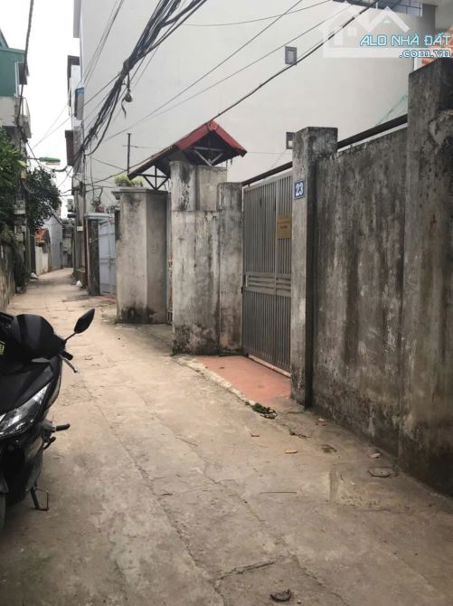 BÁN NHÀ C4 70M LIÊN NINH THANH TRÌ MẶT NGÕ 2.5M- CÁCH MẶT PHỐ ÔTÔ TRÁNH 35M 5.35 TỶ - 3