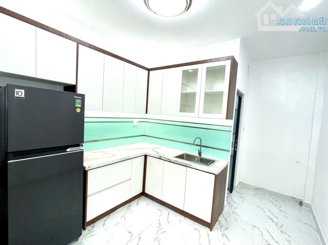 Bán nhà đẹp 2 tầng vào ở ngay.Âu Dương Lân,Quận 8.Giá 3.89 tỷ. - 3
