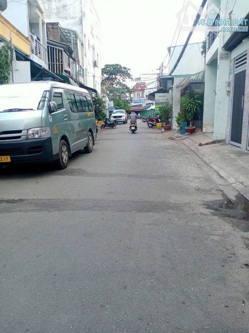 BÁN NHÀ Q,TÂN PHÚ RẺ ĐẸP , MẶT TIỀN ĐƯỜNG, SỔ HỒNG CÔNG CHỨNG NGAY. - 3
