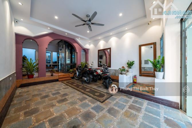 Siêu phẩm dòng tiền- nội thất Châu Âu- 9 tầng- Mặt phố Nguyễn Khuyến- Đống Đa- 71.5m2 - 3
