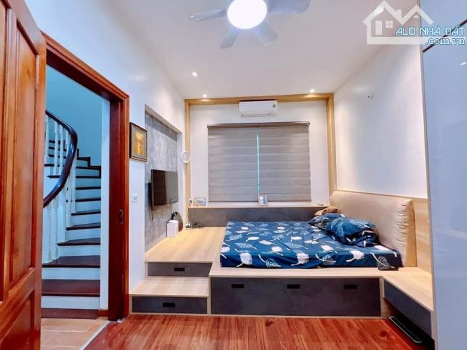 Bán nhà Lê Văn Hiến, 35m2, phân lô, ô tô, nội thất chủ tặng,  nhỉnh 5tỷ. - 3