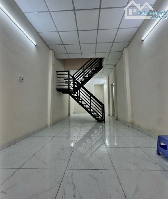 Bán nhà Lãnh Binh Thăng HXH 1 bước ra mặt tiền, 55m2 nở hậu 5m vuông đẹp vào ở ngay 6,8 tỷ - 3