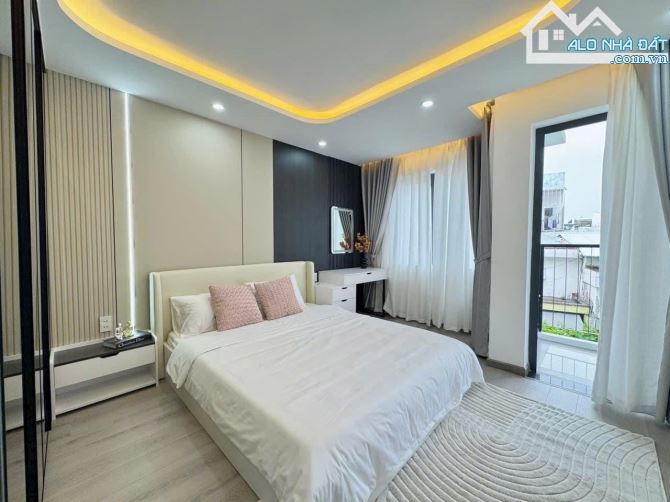Bán Nhà 3Tầng Đường Lê Thạch - Ngay Đoạn Đầu Kinh Doanh - Quận Cẩm Lệ- Gía 5,7Tỷ - 3