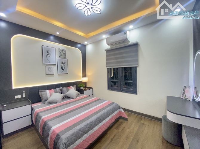 "S.IÊU PHẨM LÔ GÓC" nội thất V.I.P ở ngay VẠN PHÚC, 55mX4t, mt 12m, giá nhỉnh 2x Tỷ - 3