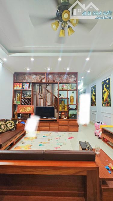 Bán nhà Hoàng Mai, 61m, ô tô qua nhà. Nhà đẹp ở ngay - 3
