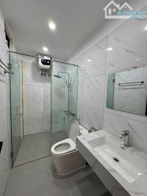 Bán nhà Đại La, Hai Bà Trưng, 20m ra mặt phố, ba gác phi, thang máy, 38m x 5 tầng, 8,5 tỷ - 3
