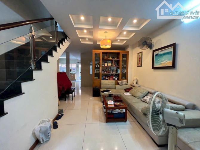 Biệt thự đẹp Tân hưng Quận 7, gần Lotte. 9*27, 22,9 tỷ. - 3
