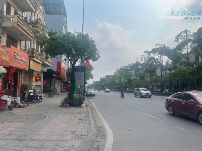 BÁN NHÀ HOA LÂM 60M-4 TẦNG-4,6MT.7.9 TỶ XÂY CĂN HỘ DÒNG TIỀN CHO THUÊ CÀNG TUYỆT VỜI - 3