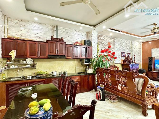 Trời Ơi “Chân dài Cộng Hòa” thông ra đường mới C12 – gần 80m2 – 4T – ô tô đỗ cửa – 11 tỷ - 3