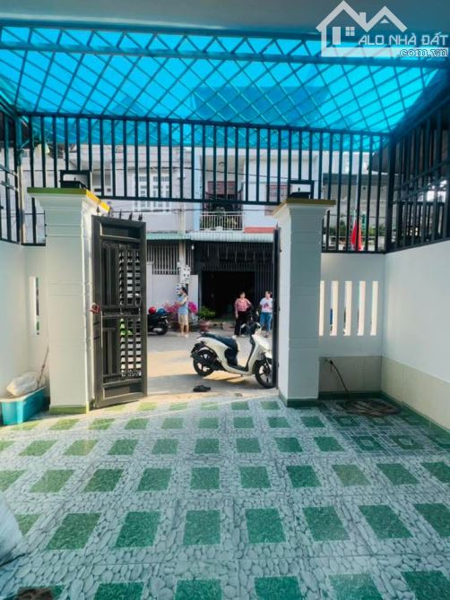 Nhà 1 trệt 1 lầu Sổ hồng Riêng Tân đông hiệp dĩ an Bình dương 3 tỷ 650 triệu 65m2 - 3