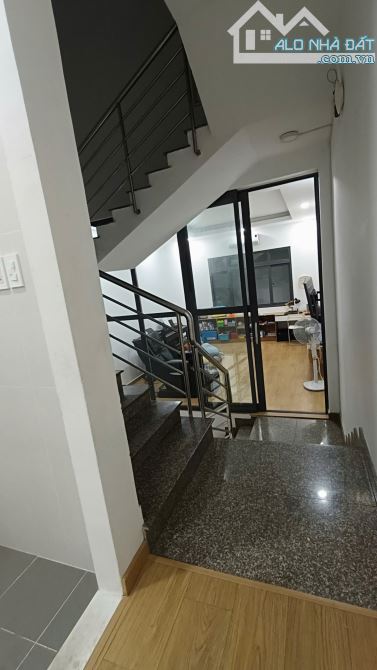 BÁN NHÀ LÊ VĂN QUỚI P BÌNH HƯNG HÒA A, HẺM XE HƠI QUAY ĐẦU 80M2 ĐÚC 3 TẤM GIÁ NHỈNH 7TỶ TL - 3