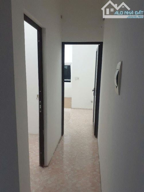 BÁN NHÀ PHƯƠNG CANH, NTL - LÔ GÓC - Ô TÔ VÀO NHÀ - S= 68M2 - GIÁ 8.7 TỶ. - 3