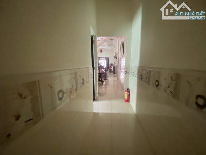 Bán nhà 3 Tầng - Goc đường CHẾ LAN VIÊN -239m2ngang 9m3 - 3