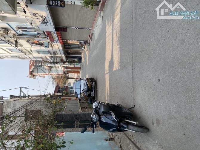 ❤️❤️ SIÊU HIẾM- 5,3 TỶ - 48M NHÀ ĐẸP THẠCH BÀN -VIEW THOÁNG- GẦN Ô TÔ TRÁNH   - Vị trí nhà - 3