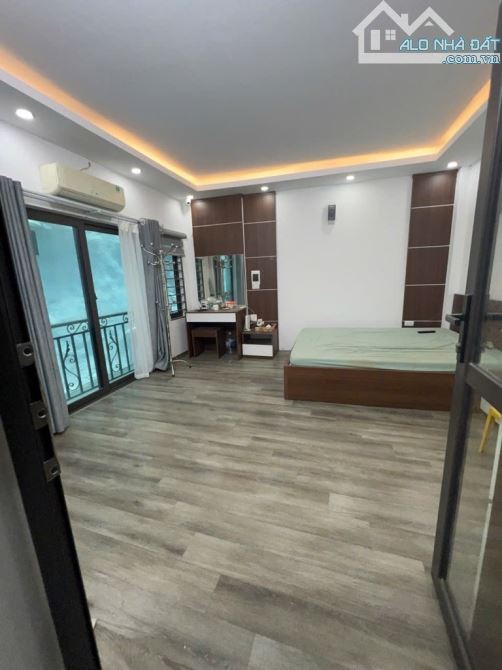 🔥SIÊU PHẨM NHÀ ĐẸP HOÀNG MAI🏠GIẢM CHÀO 200 TRIỆU – CHỈ CÒN 6.5 TỶ - 5 TẦNG FULL NỘI THẤT - 3