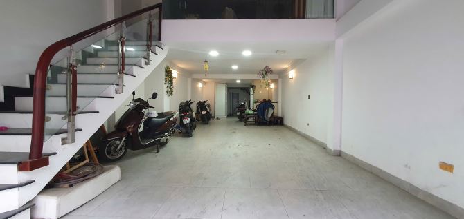 Căn nhà siêu đẹp ngõ 68 Ngọc Thụy; 100m2*6t*Mt5m; ô tô tránh; gần cầu Long Biên; 26.5 tỷ - 3