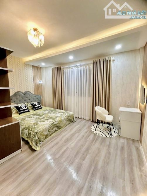 Bán nhà Đẹp Lê Văn Sỹ Q.3, Full nội thất xịn sò, MT rộng thênh thang, nhích 4 tỷ - 3