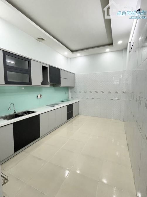 Bán nhà 4 tầng btct - Nguyễn Thị Nhỏ, phường 9, Tân Bình - 41m2-giá chỉ 5.6 tỷ - 3