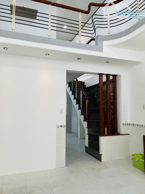 Cần bán 2 căn nhà liền kề gác lửng đường lê độ - 3