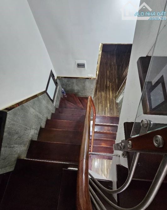 Cực phẩm nhà đệp ở ngày Nguyễn Chí Thanh Đống Đa Sổ 40m, 6 tầng MT4m1 Giá 17 tỷ Ô Tô tránh - 3