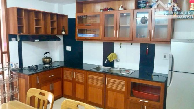 RẺ NHẤT KHU VỰC NHÀ 3 TẦNG GẦN VIN COM SÔNG HÀN 70M2  CHỈ 7 X TỶ - 3